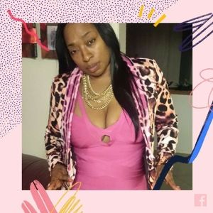 Meet your Posher, Monique